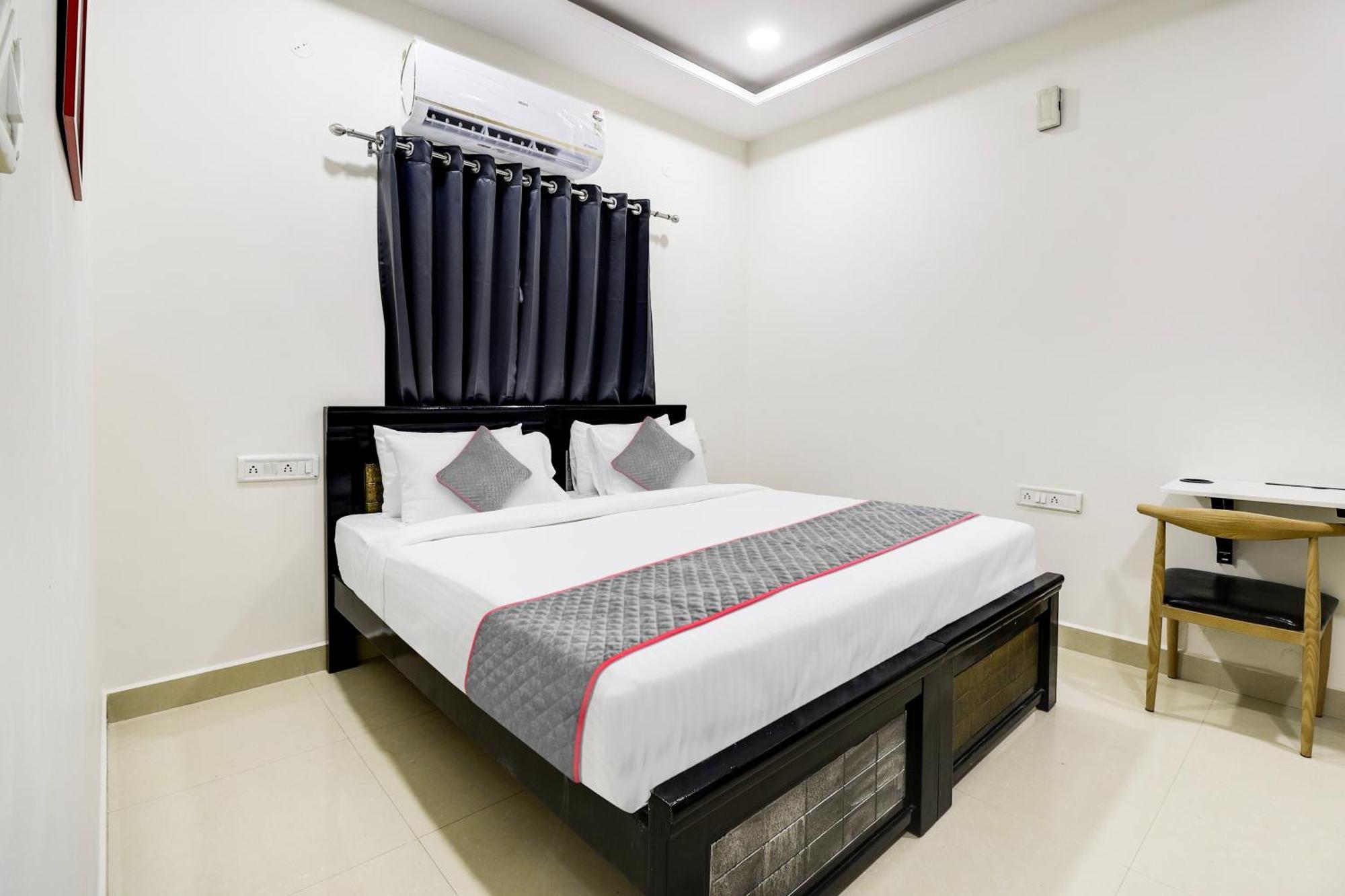 Super Townhouse De Alphabet Hotel Kukatpally Nexus Mall Hajdarábád Exteriér fotografie