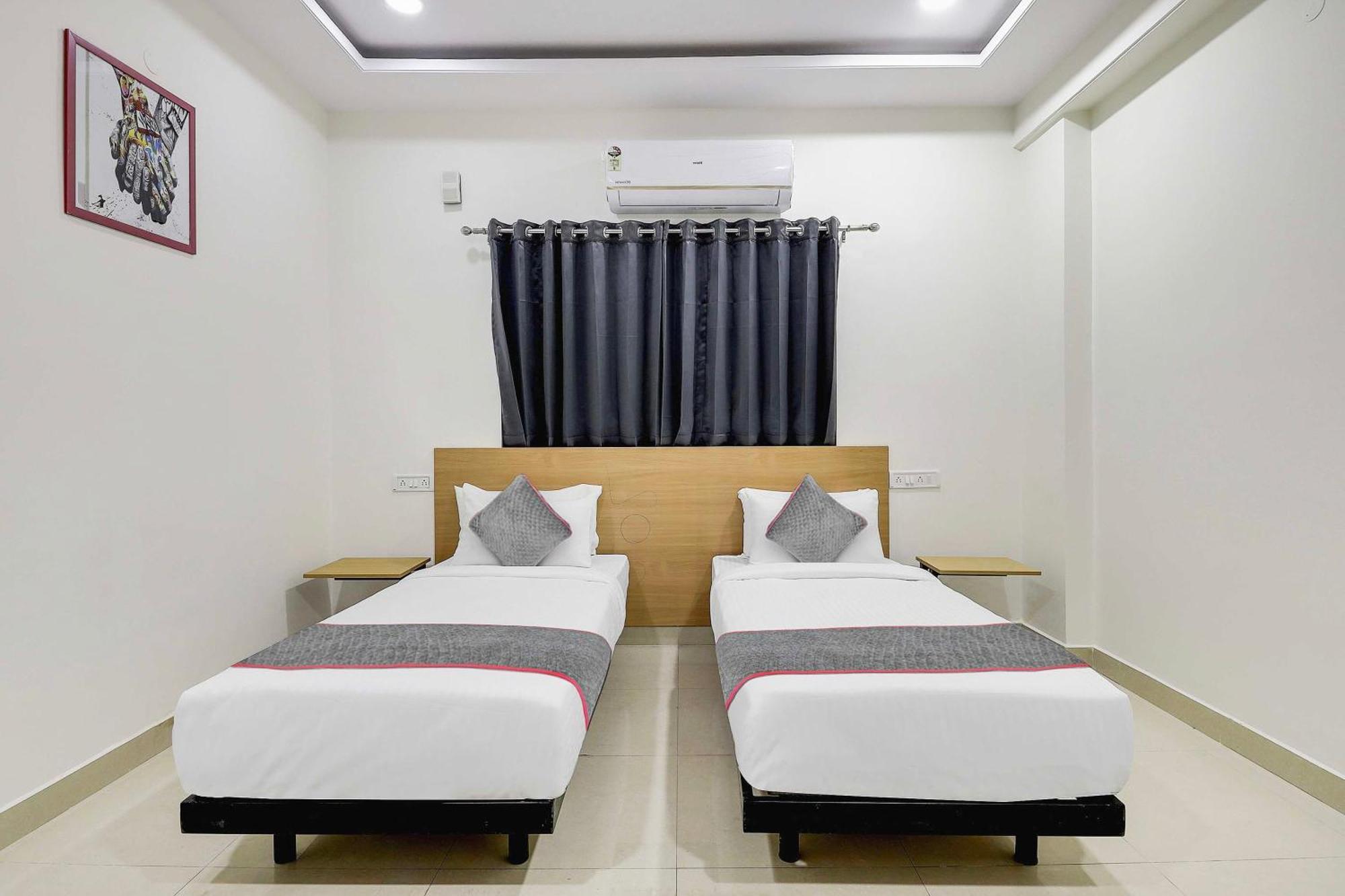 Super Townhouse De Alphabet Hotel Kukatpally Nexus Mall Hajdarábád Exteriér fotografie