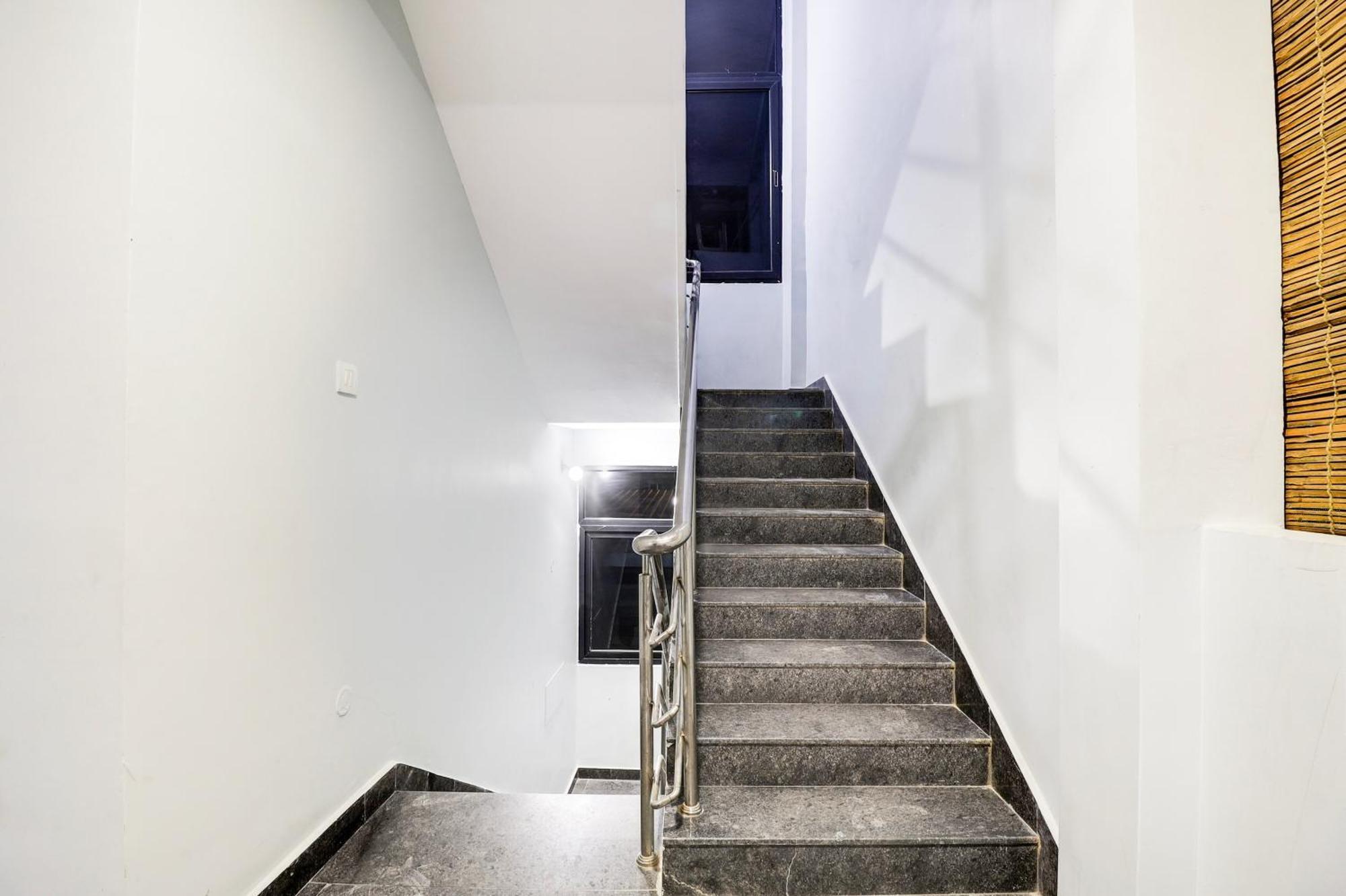 Super Townhouse De Alphabet Hotel Kukatpally Nexus Mall Hajdarábád Exteriér fotografie